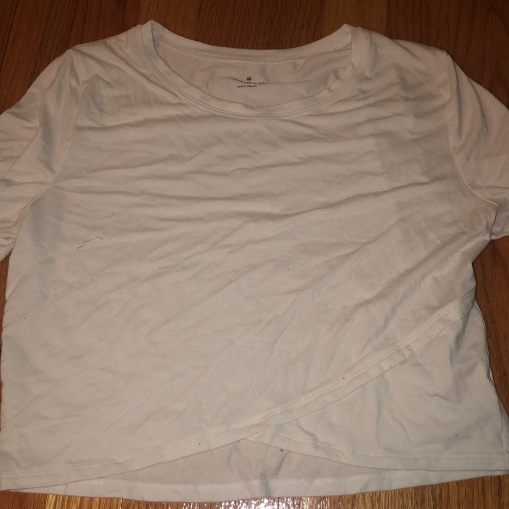 Gilly hicks white crop top!!!